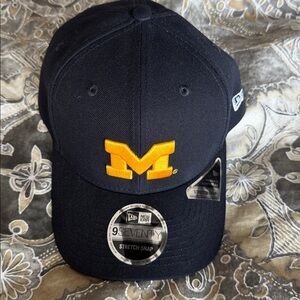 New Era 9Seventy Stretch Snap University of Michigan Wolverines Ball Cap